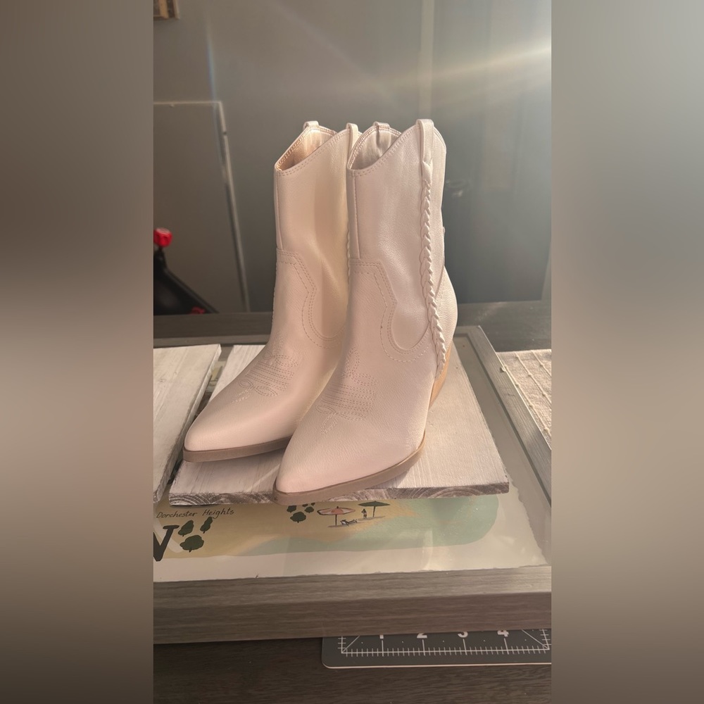 Dolce Vita White Boots